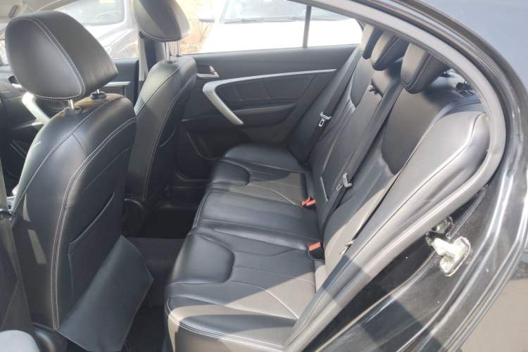 Used Geely Auto Emgrand 2016 Sedan 1.5L Manual Upward Edition Left Rear Seat