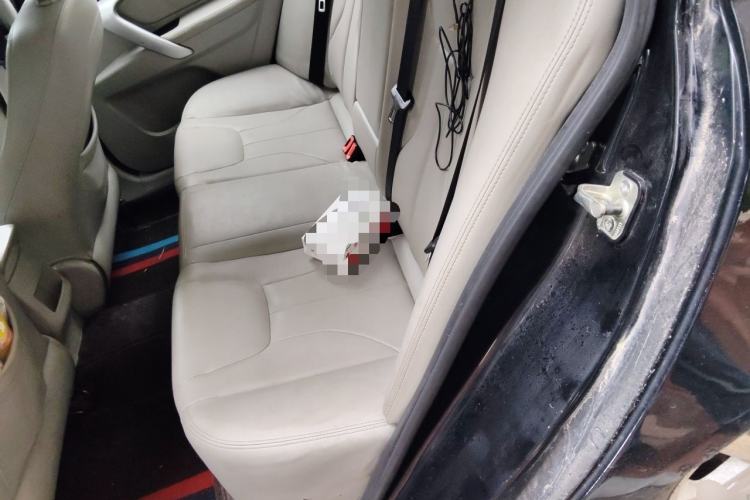 Used Geely Auto Emgrand 2016 Sedan 1.5L Manual Luxury Model Left Rear Seat