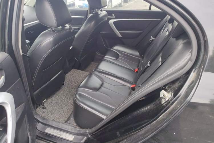 Used Geely Auto Emgrand 2016 Sedan 1.5L Manual Upward Edition Left Rear Seat