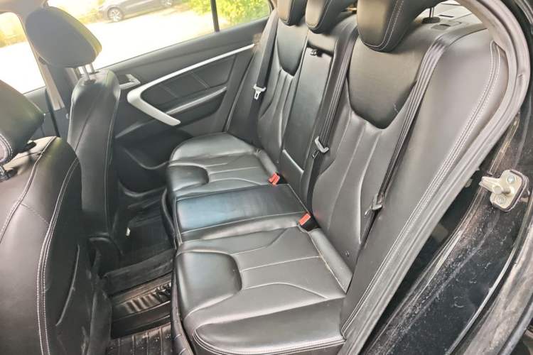 Used Geely Auto Emgrand 2016 Sedan 1.5L CVT Upward Version Left Rear Seat