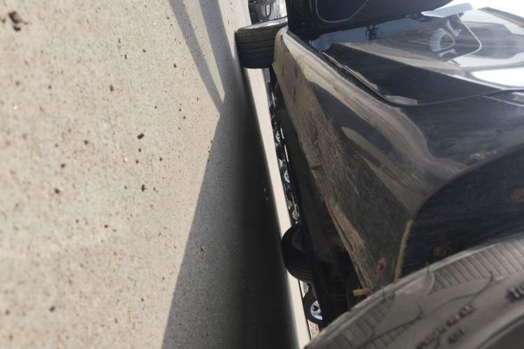 Used Geely Auto Emgrand 2016 Sedan 1.5L Manual Upward Edition Left Side Sill