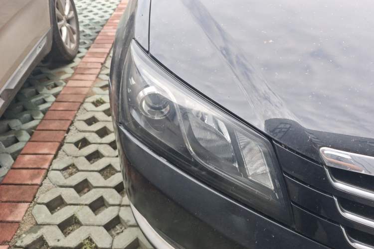 Used Geely Auto Emgrand 2016 Sedan 1.5L Manual Upward Edition Right Front Headlight