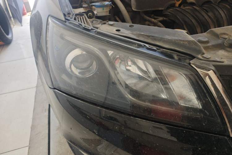 Used Geely Auto Emgrand 2016 Sedan 1.5L Manual Upward Edition Right Front Headlight