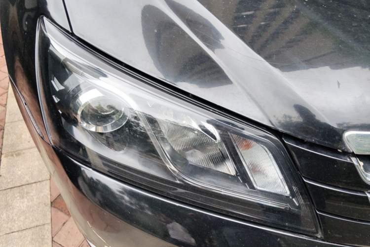 Used Geely Auto Emgrand 2016 Sedan 1.5L Manual Luxury Model Right Front Headlight