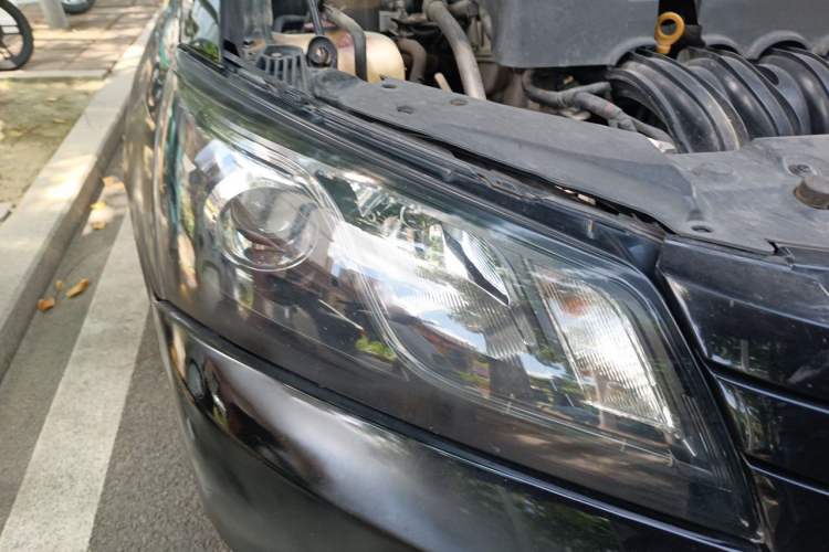 Used Geely Auto Emgrand 2016 Sedan 1.5L CVT Upward Version Right Front Headlight