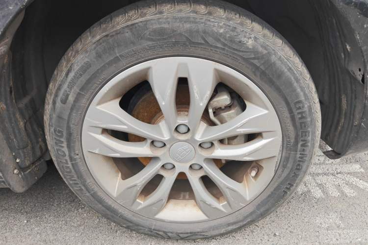 Used Geely Auto Emgrand 2016 Sedan 1.5L Manual Upward Edition Right Front Wheel Hub