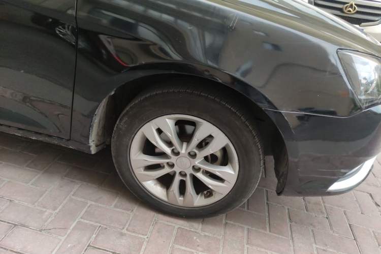 Used Geely Auto Emgrand 2016 Sedan 1.5L Manual Upward Edition Right Front Wheel Hub
