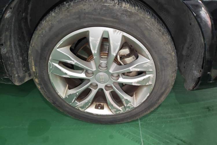 Used Geely Auto Emgrand 2016 Sedan 1.5L Manual Upward Edition Right Front Wheel Hub