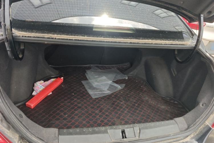 Used Geely Auto Emgrand 2016 Sedan 1.5L Manual Upward Edition Trunk