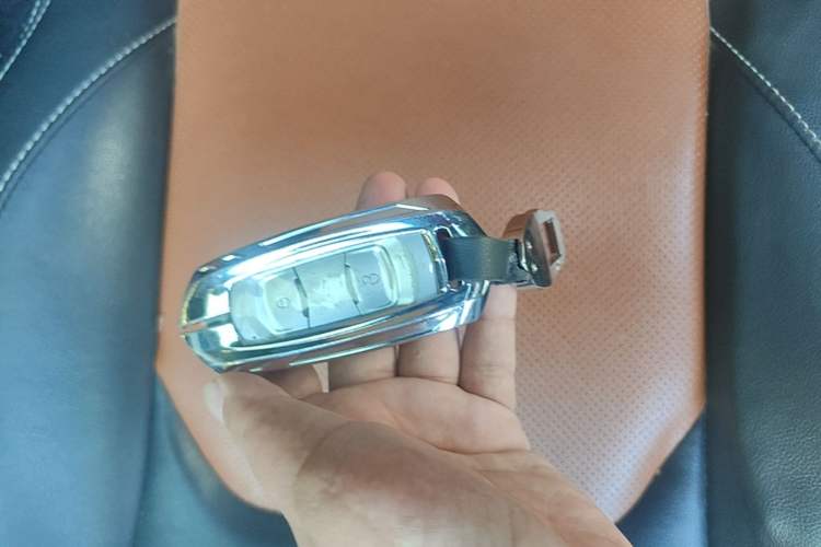 Used Geely Auto Emgrand 2016 Hatchback RS 1.5L Manual - Upward Edition Interior 1