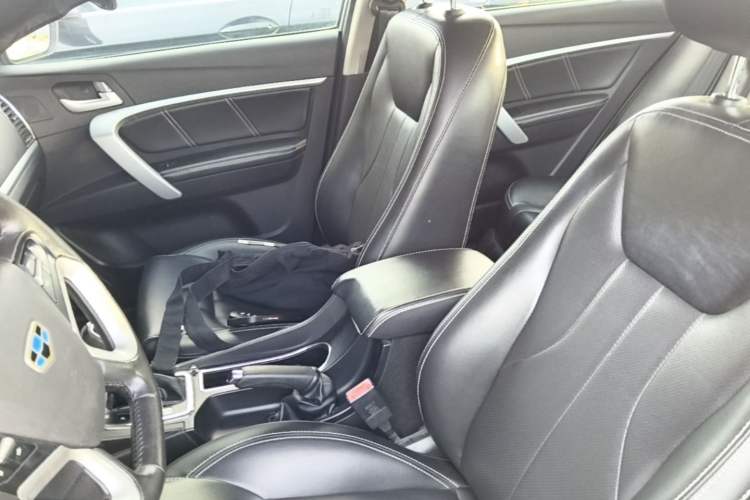 Used Geely Auto Emgrand 2016 Sedan 1.5L CVT Upward Version Left Front Seat