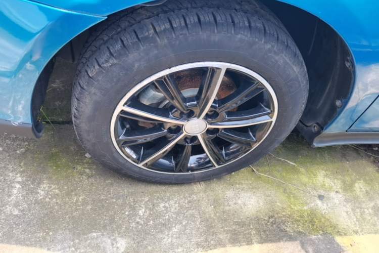 Used Geely Auto Emgrand 2016 Hatchback RS 1.5L Manual - Upward Edition Left Front Wheel Hub