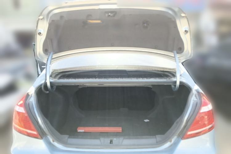 Used Geely Auto Emgrand 2016 Sedan 1.5L CVT Upward Version Trunk