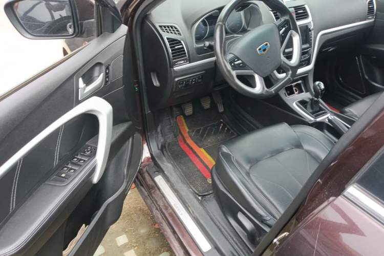 Used Geely Auto Emgrand 2016 Sedan 1.3T Manual Upward Edition Driver Seat