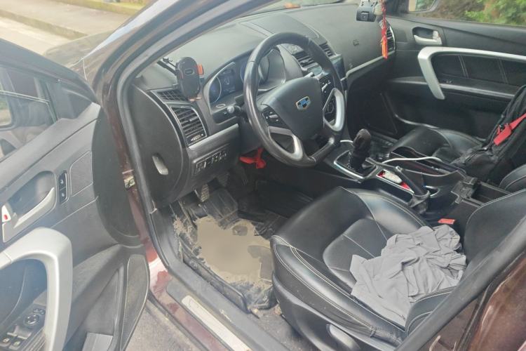 Used Geely Auto Emgrand 2016 Sedan 1.5L Manual Upward Edition Driver Seat