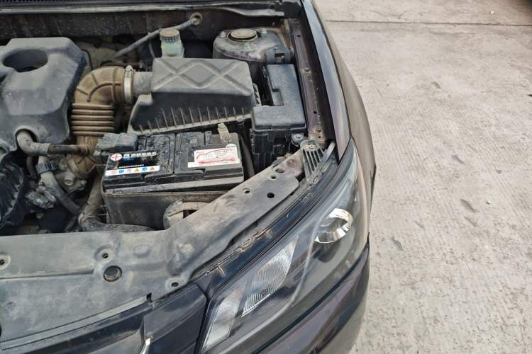 Used Geely Auto Emgrand 2016 Sedan 1.5L CVT Upward Version Engine Bay Left