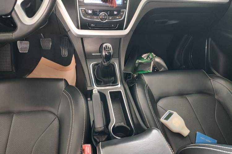 Used Geely Auto Emgrand 2016 Sedan 1.5L Manual Upward Edition Gear Lever
