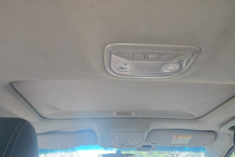 Used Geely Auto Emgrand 2016 Sedan 1.5L Manual Upward Edition Headliner