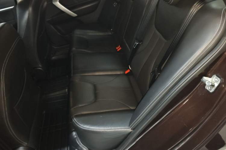 Used Geely Auto Emgrand 2016 Sedan 1.5L CVT Upward Version Left Rear Seat