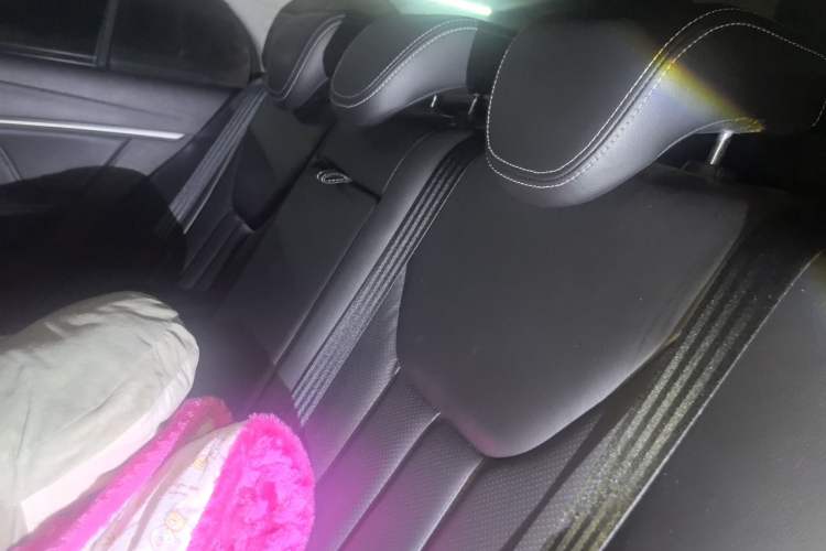 Used Geely Auto Emgrand 2016 Sedan 1.5L CVT Upward Version Left Rear Seat