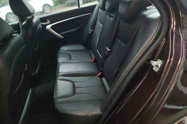 Used Geely Auto Emgrand 2016 Sedan 1.5L Manual Upward Edition Left Rear Seat