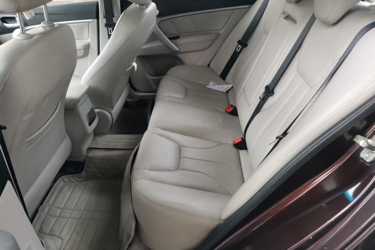 Used Geely Auto Emgrand 2016 Sedan 1.5L CVT Luxury Model Left Rear Seat