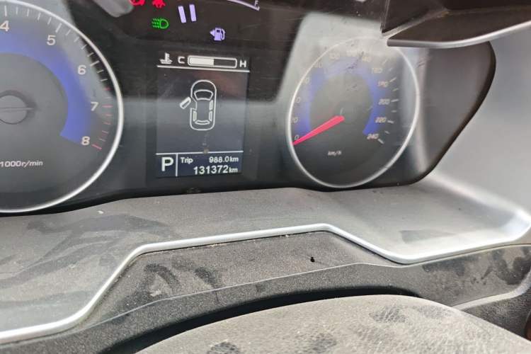Used Geely Auto Emgrand 2016 Sedan 1.5L CVT Upward Version Odometer Close Up
