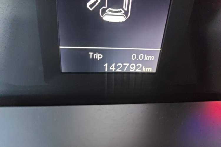 Used Geely Auto Emgrand 2016 Sedan 1.5L Manual Upward Edition Odometer Close Up