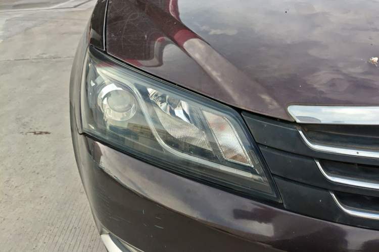 Used Geely Auto Emgrand 2016 Sedan 1.5L CVT Upward Version Right Front Headlight