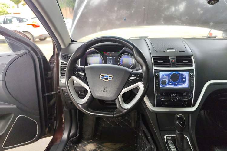 Used Geely Auto Emgrand 2016 Sedan 1.5L CVT Upward Version Steering Wheel