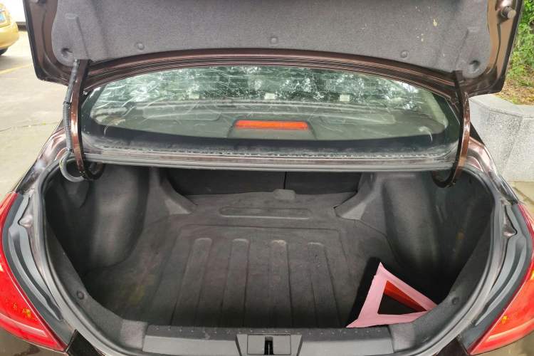 Used Geely Auto Emgrand 2016 Sedan 1.5L CVT Upward Version Trunk