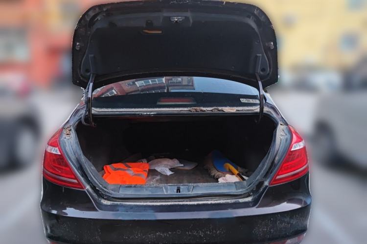 Used Geely Auto Emgrand 2016 Sedan 1.5L Manual Upward Edition Trunk