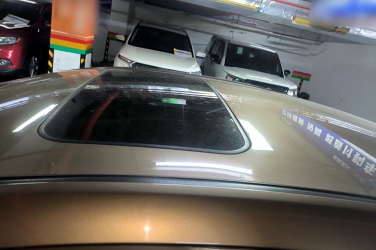 Used Geely Auto Emgrand 2016 Sedan 1.5L CVT Upward Version Roof
