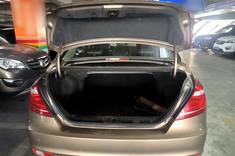Used Geely Auto Emgrand 2016 Sedan 1.5L CVT Upward Version Trunk