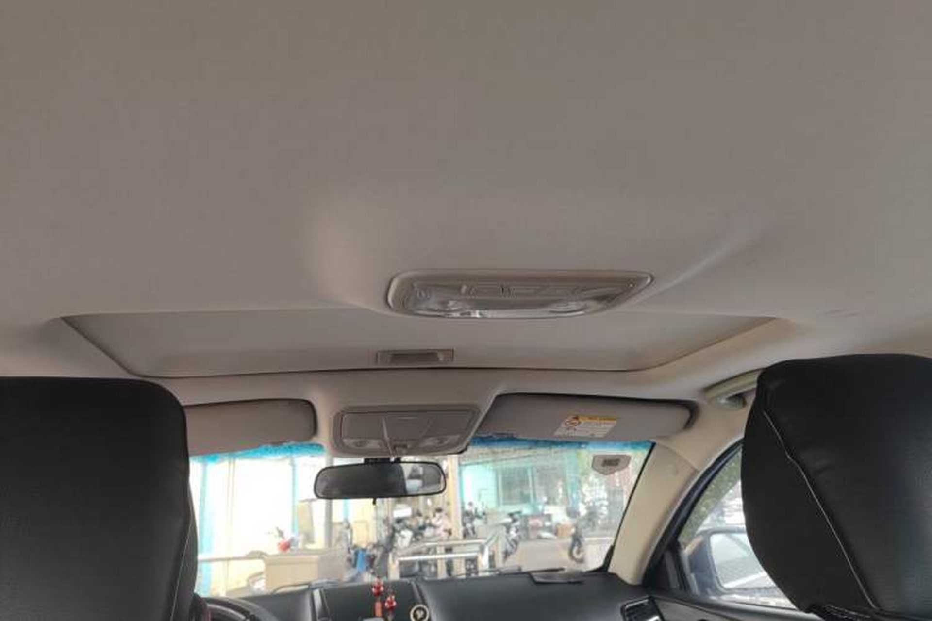 Used Geely Auto Emgrand 2016 Sedan 1.5L CVT Upward Version Headliner
