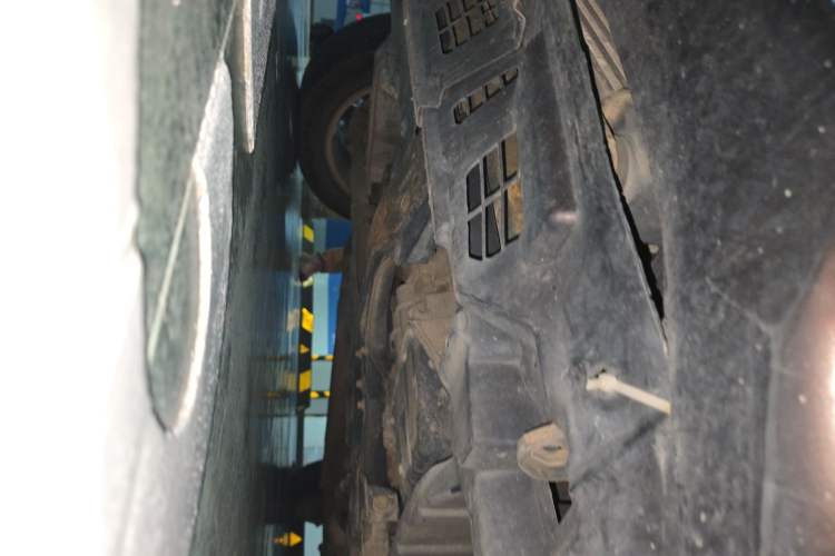 Used Geely Auto Emgrand 2016 Sedan 1.3T CVT Upward Edition Chassis Front