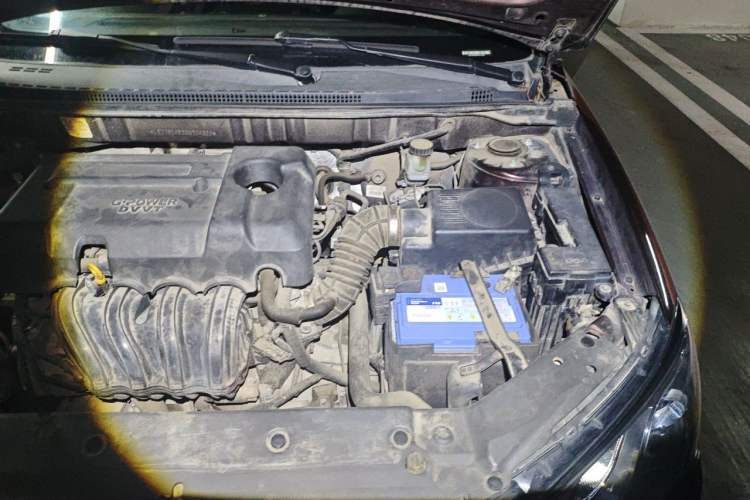 Used Geely Auto Emgrand 2016 Sedan 1.5L Manual Luxury Model Engine Bay Left