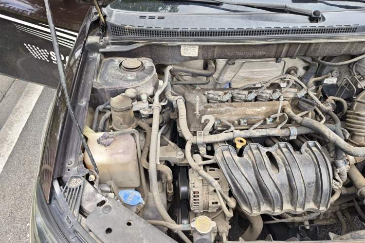 Used Geely Auto Emgrand 2016 Sedan 1.5L CVT Upward Version Engine Bay Right