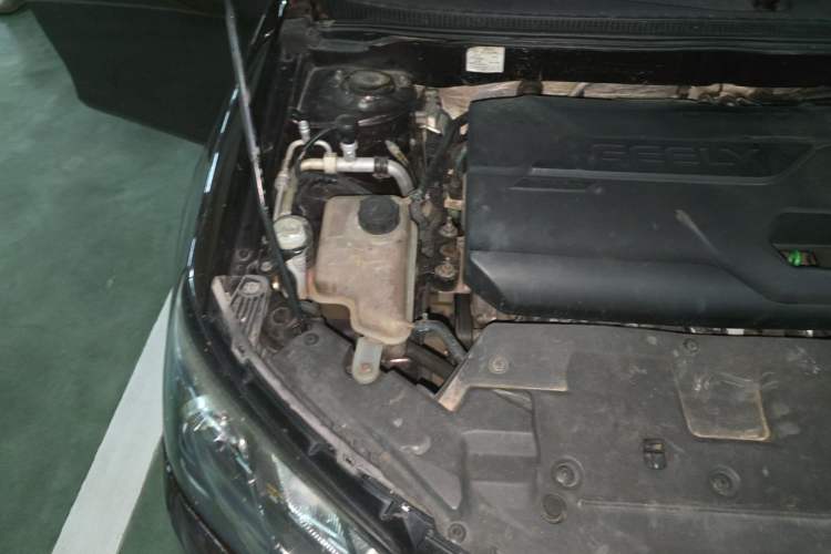 Used Geely Auto Emgrand 2016 Sedan 1.3T CVT Upward Edition Engine Bay Right