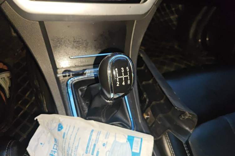 Used Geely Auto Emgrand 2016 Sedan 1.5L Manual Upward Edition Gear Lever
