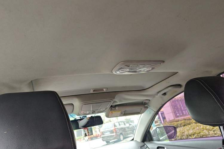 Used Geely Auto Emgrand 2016 Sedan 1.5L CVT Upward Version Headliner