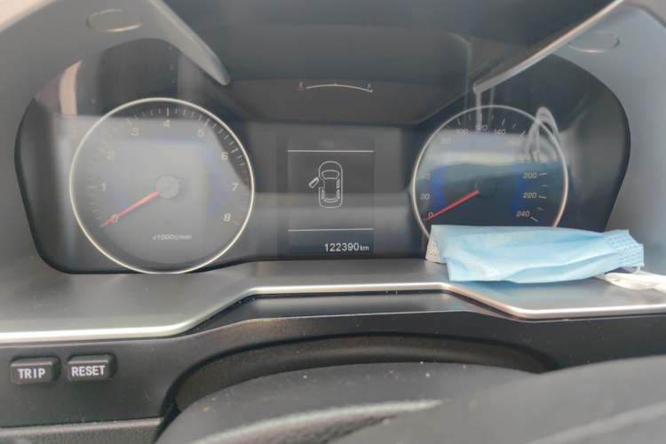 Used Geely Auto Emgrand 2016 Sedan 1.5L Manual Upward Edition Instrument Cluster