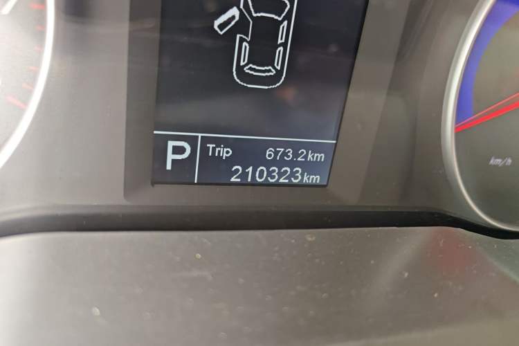 Used Geely Auto Emgrand 2016 Sedan 1.5L CVT Upward Version Odometer Close Up