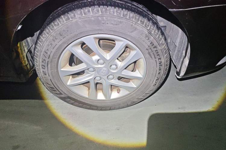 Used Geely Auto Emgrand 2016 Sedan 1.5L Manual Luxury Model Right Front Wheel Hub
