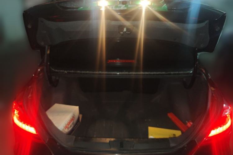 Used Geely Auto Emgrand 2016 Sedan 1.5L Manual Upward Edition Trunk