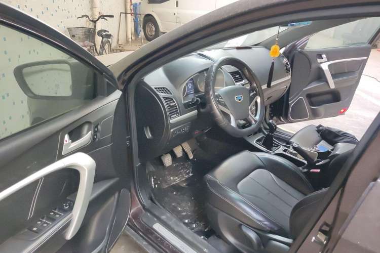 Used Geely Auto Emgrand 2016 Sedan 1.5L Manual Upward Edition Driver Seat