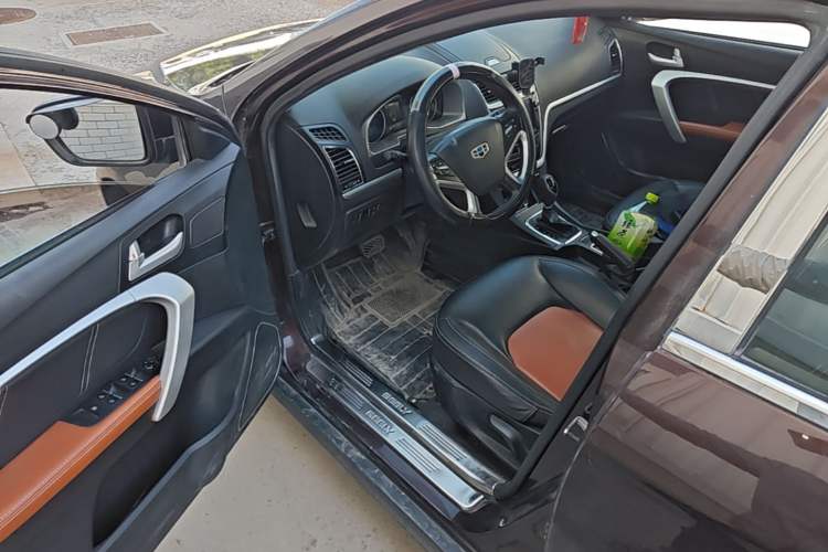 Used Geely Auto Emgrand 2016 Hatchback RS 1.5L CVT Upward Edition Driver Seat
