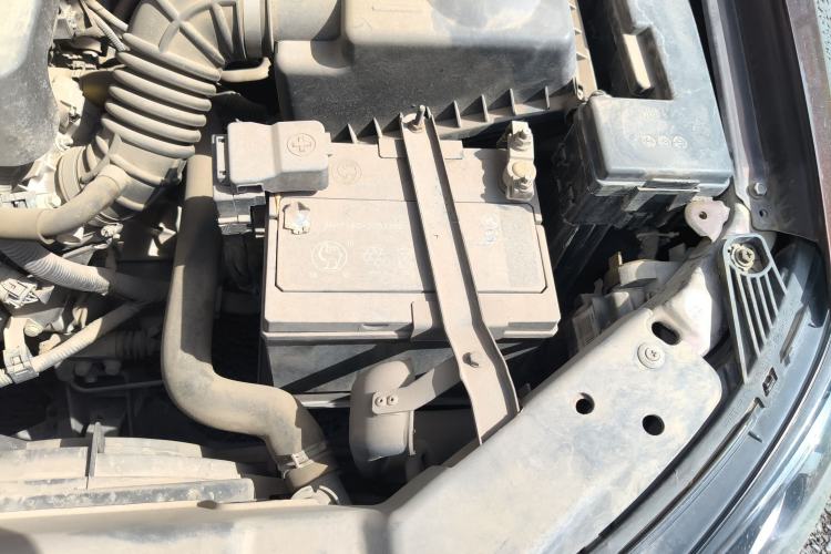 Used Geely Auto Emgrand 2016 Sedan 1.5L Manual Luxury Model Engine Bay Left