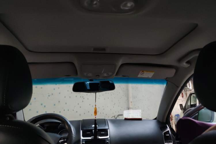 Used Geely Auto Emgrand 2016 Sedan 1.5L Manual Upward Edition Headliner