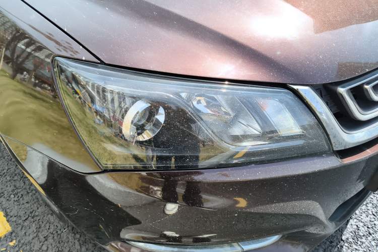Used Geely Auto Emgrand 2016 Sedan 1.5L Manual Luxury Model Right Front Headlight
